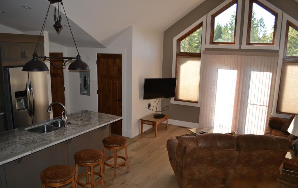 Radium Elk Park B & B Radium Hot Springs Kamer foto