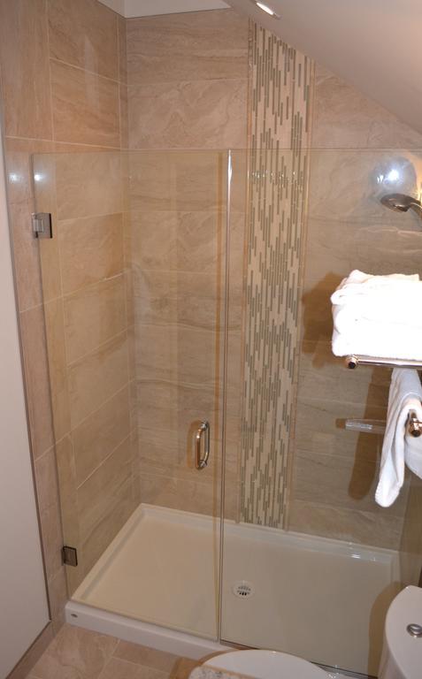 Radium Elk Park B & B Radium Hot Springs Kamer foto